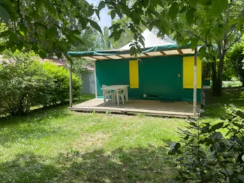 Mietunterkunft - Standard Cerisier Canvas Bungalow 25 M² - 2 Schlafzimmer + Überdachte Terrasse 10 M² - Flower Camping LA PIBOLA