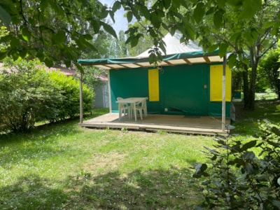 Standard Cerisier Canvas Bungalow 25m² - 2 bedrooms + Covered terrace 10m²
