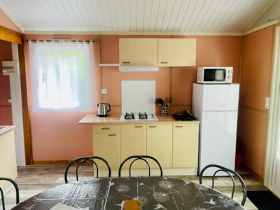 Premium Cèdre Chalet 35m² - 3 bedrooms + Semi-covered terrace 8m² + Air conditioning + TV