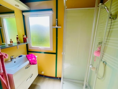 Chalet Douglas Premium 32m2 climatisé - 2 chambres + Terrasse couverte 15m2