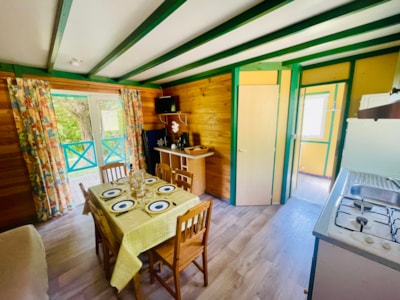 Chalet Douglas Premium 32m2 climatisé - 2 chambres + Terrasse couverte 15m2
