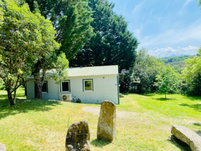 Chalet Douglas Premium 32m2 climatisé - 2 chambres + Terrasse couverte 15m2