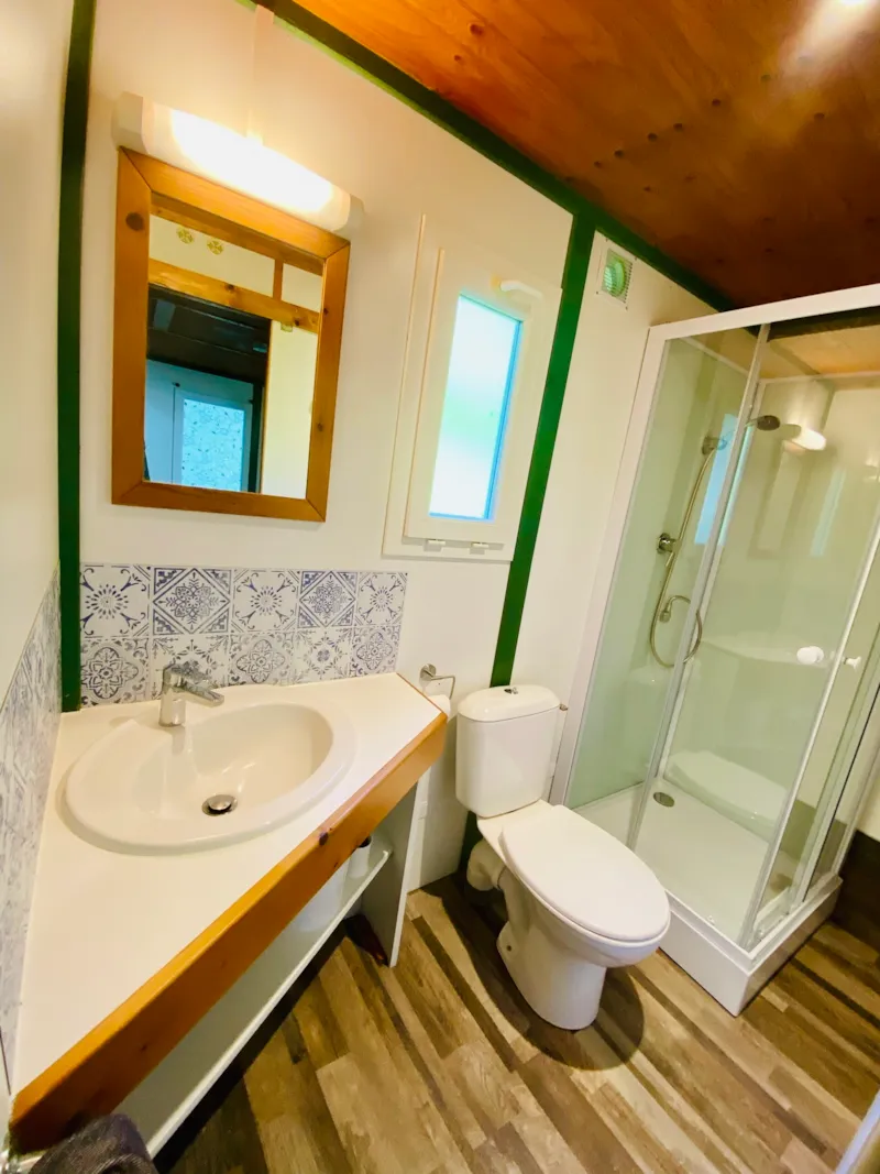 Chalet Hibiscus Standard 20M² - 2 Chambres + Terrasse Couverte 10M²