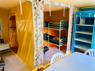 Standard Prunier Canvas Bungalow 25m² (without sanitary facilities) - 2 bedrooms + 10m² terrace