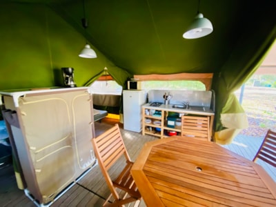 Acacia Standard Safari Tent 23m² (without sanitary facilities) - 2 bedrooms + 12m² sheltered terrace