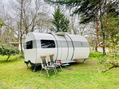 Confort Plus Package 150m² (tent(s)/caravan+1vehicle or camper - Elec. 10A + Water)
