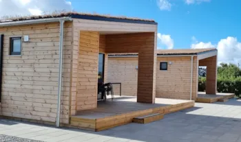 Mietunterkunft - Premium Limfjodshütte - Hvalpsund Familie Camping