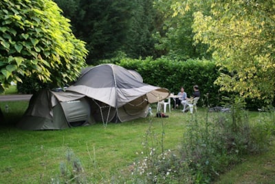 Comfort Package 100/120m² (1 tent, caravan or motorhome / 1 car / electricity 6A)