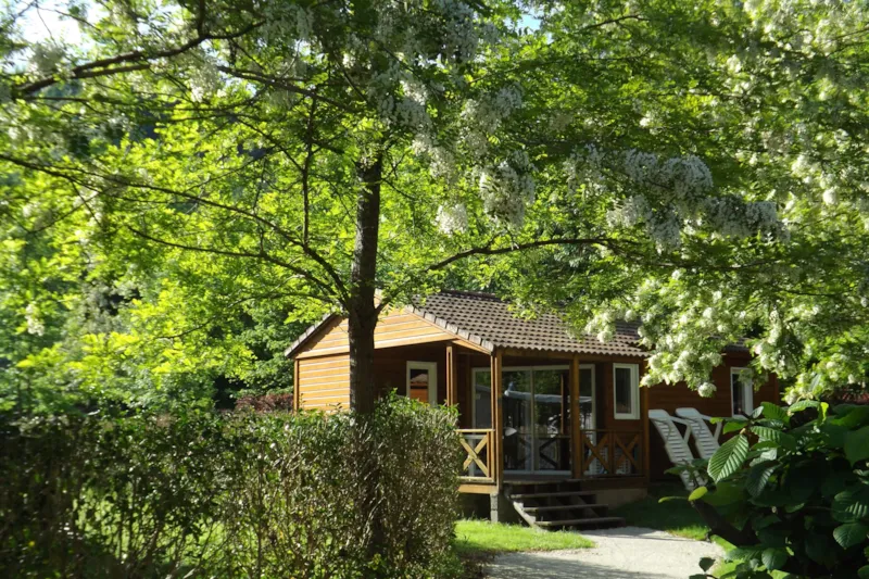 Chalet Bois Confort 35M² (3 Chambres) + Terrasse Couverte 11M²