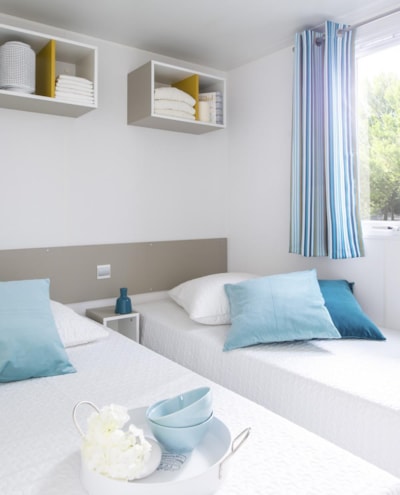 Mobile-home Riviera Confort 26m² (2 bedrooms) + TV + sheltered terrace