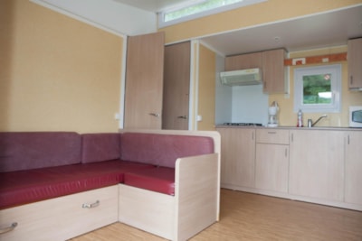 Mobile home-2 bedrooms 2 bathrooms