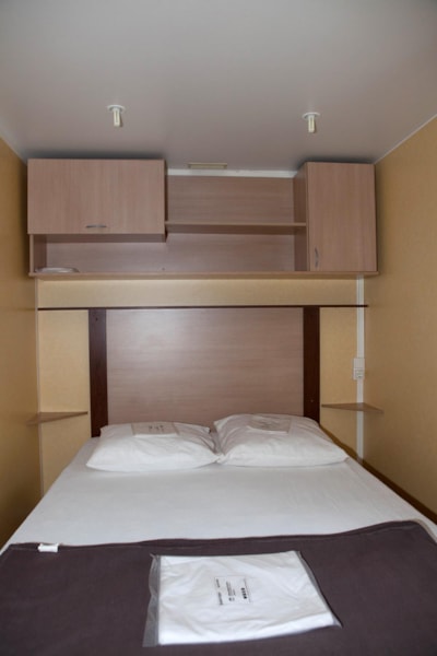 Mobile home-2 bedrooms 2 bathrooms