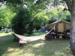 Camping Le Petit Pyrénéen - image n°8 - Roulottes