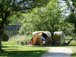 Camping Le Petit Pyrénéen - image n°7 - Roulottes