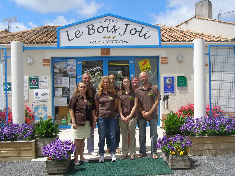 Equipe d'accueil Camping Le Bois Joli - Bois-De-Céné