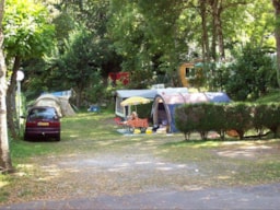 Establishment Camping LE CASTELLA - Luzenac