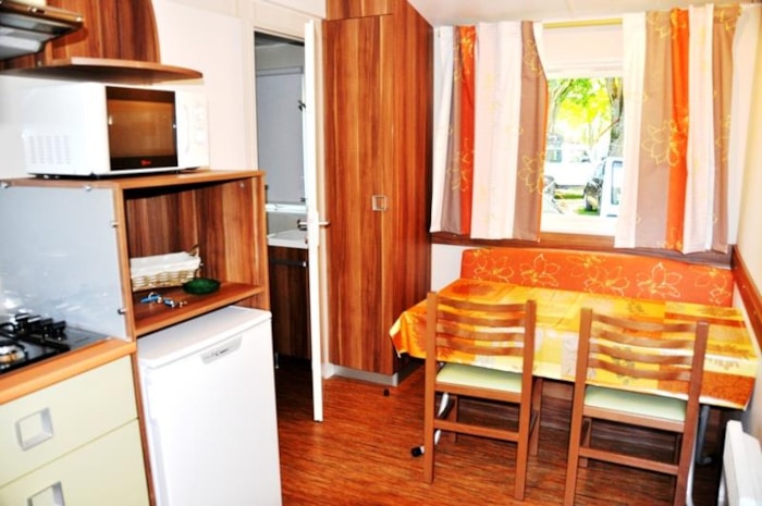 Mobil Home 4 Confort 23 M² + Terrasse Semi-Couverte 12 M² 4 Pers