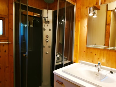 Chalet 6 27.70m² + covered terrace 11.50 m²  2 bedrooms — 5