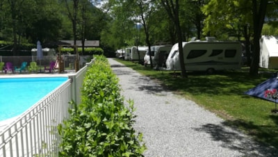 Comfort Package : car + tent/caravan or camping-car + electricity 6A/ 10A (2 pers.) — 3