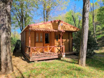 Location - Chalet 5 24M² + Terrasse Couverte 10M²  2 Chambres - Camping du Lac Mercus