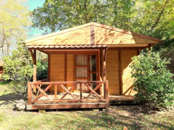 Location - Chalet 4/5 21M² + Terrasse Couverte  2 Chambres - Camping du Lac Mercus