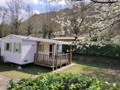 Mobile-home 4/6 Confort 27 m² Half-covered terrace 15 m² — 1