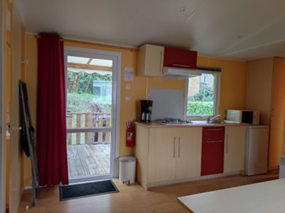 Mobile-home 4/6 Confort 27 m² Half-covered terrace 15 m² — 3