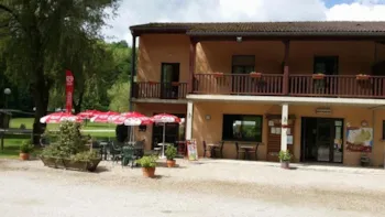 Zimmer - Hotelzimmer 4 : Mit Balkon (1Bett De 140) - Camping Les 4 Saisons