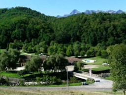Camping Les 4 Saisons - image n°8 - Roulottes