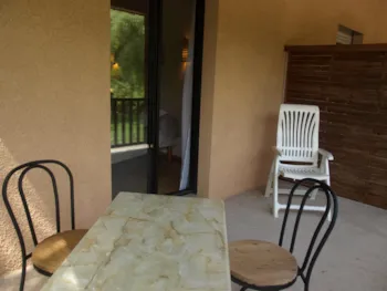 Zimmer - Schlafzimmer 6 : Mit Terrasse (1 Einzelbetten) - Camping Les 4 Saisons
