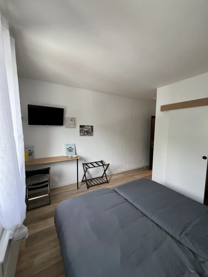 Chambre D'hôtel N°1 : 2 Lits De 90