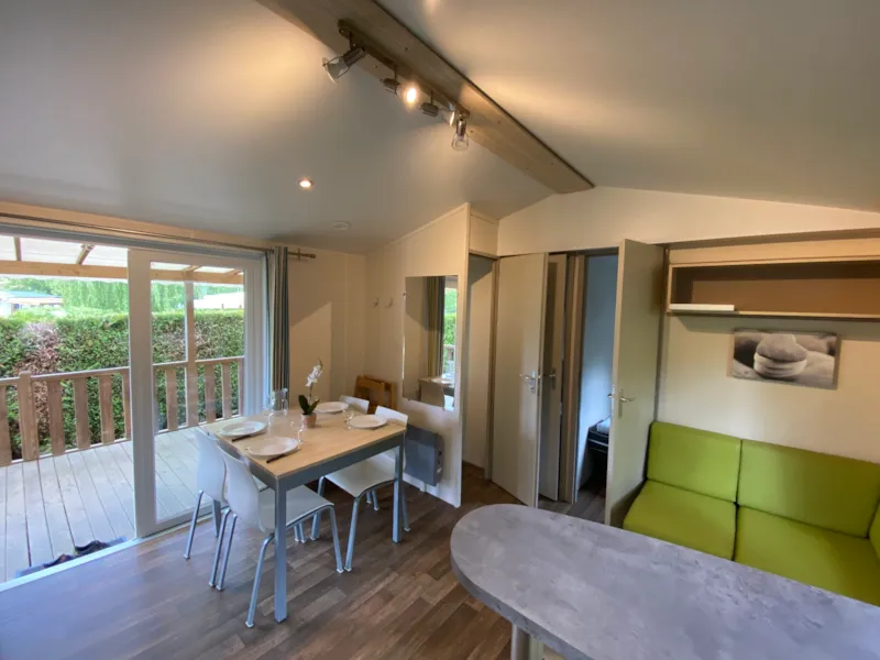 Mobil-Home Couflens Dimanche Avec Terrasse Couverte