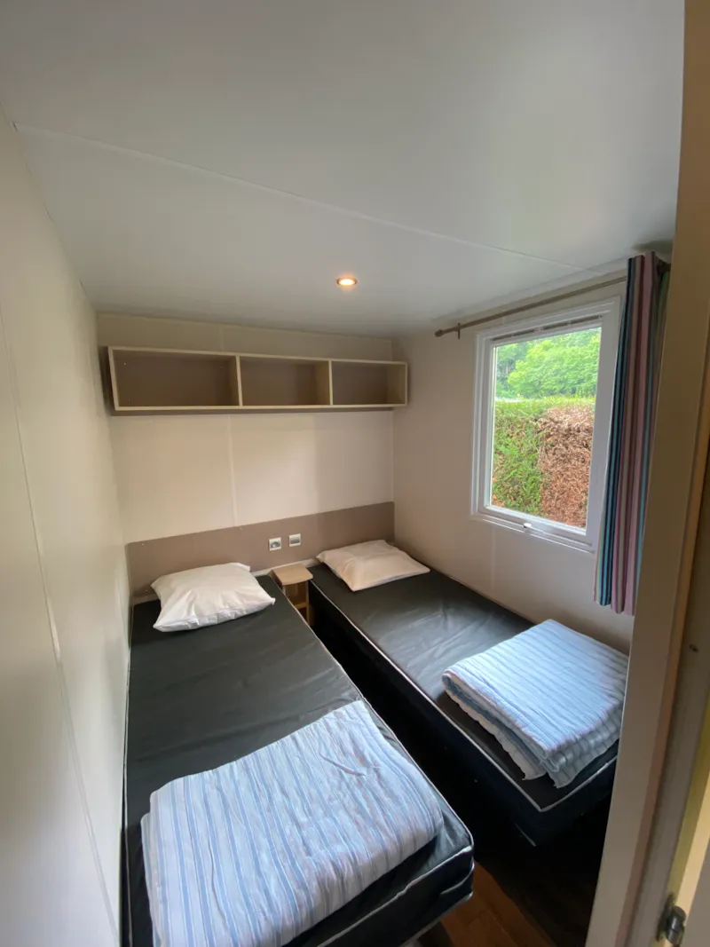 Mobil-Home Couflens Dimanche Avec Terrasse Couverte