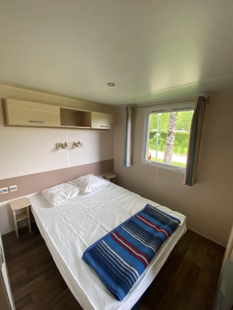 Mobil-Home Couflens Dimanche Avec Terrasse Couverte