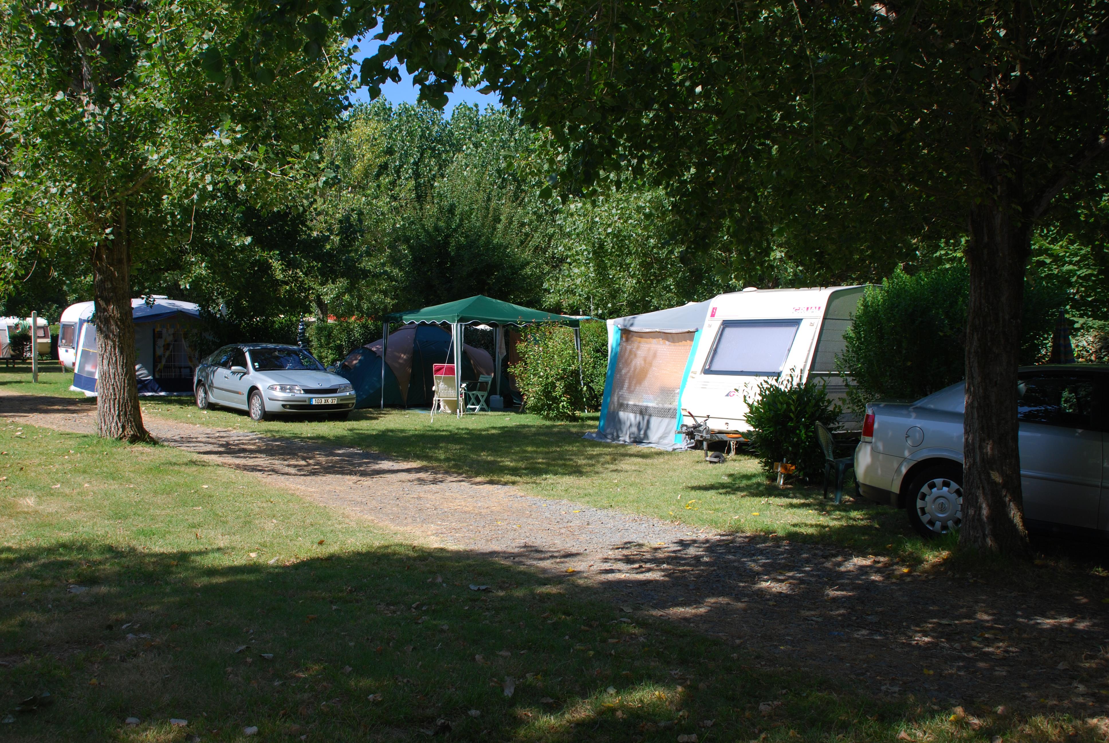 Emplacement pour tente, caravane ou camping-car