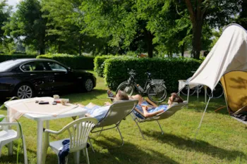 Stellplatz - Pauschale Wanderer Ohne Strom - Flower Camping LES MIJEANNES