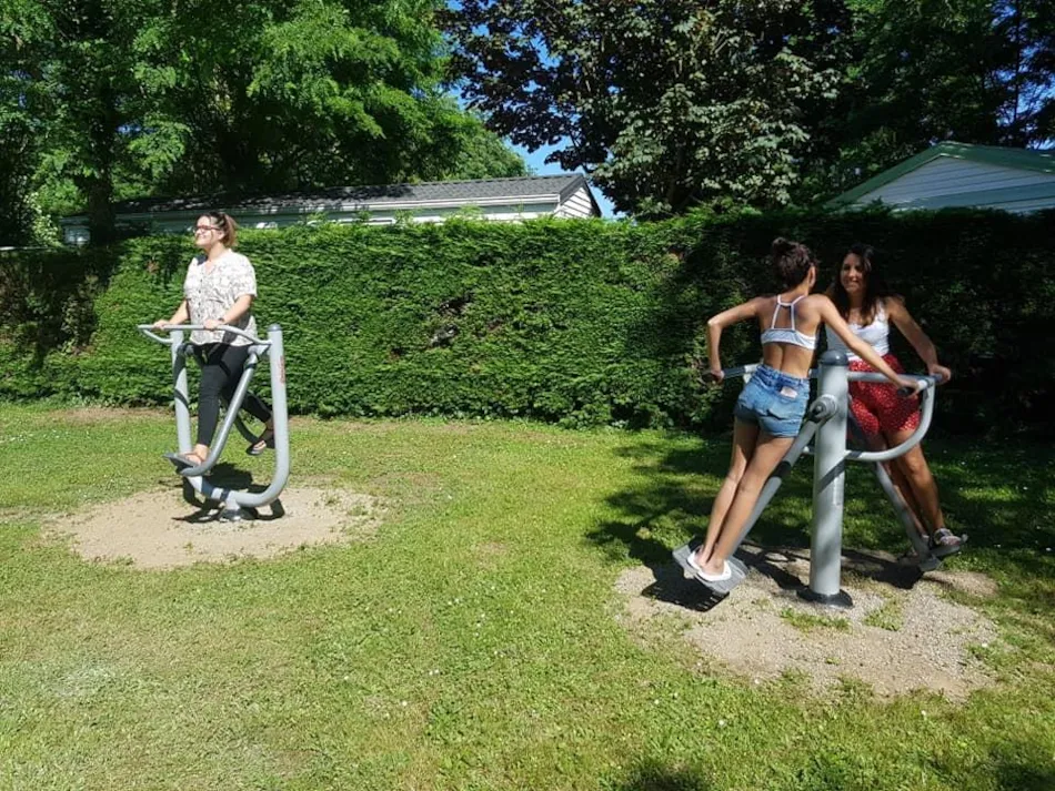 Flower Camping LES MIJEANNES