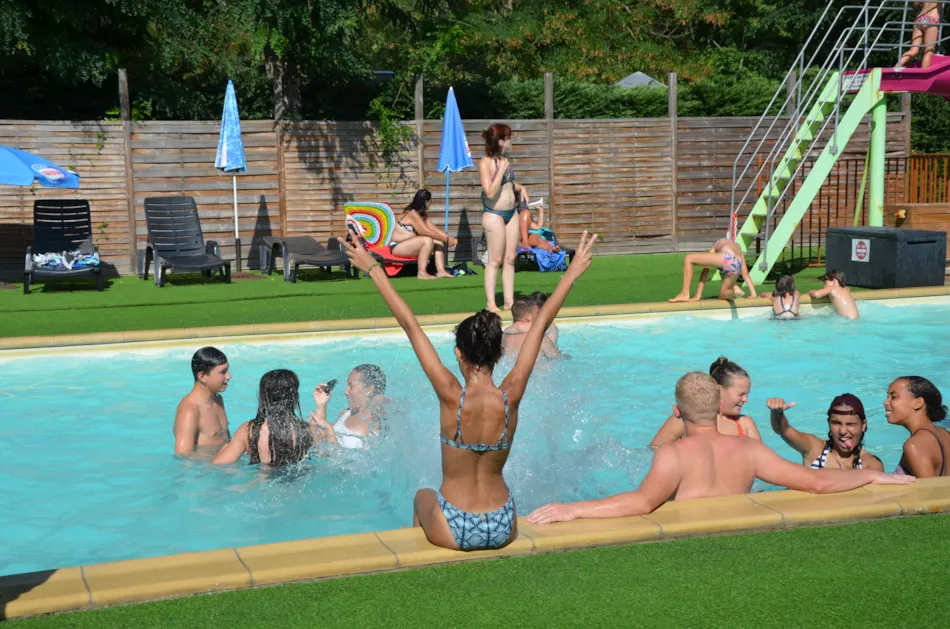 Flower Camping LES MIJEANNES