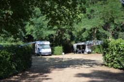 Flower Camping LES MIJEANNES - image n°6 - Roulottes