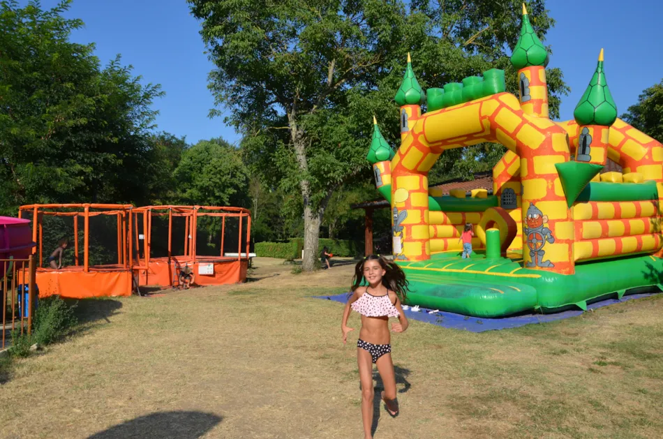 Flower Camping LES MIJEANNES