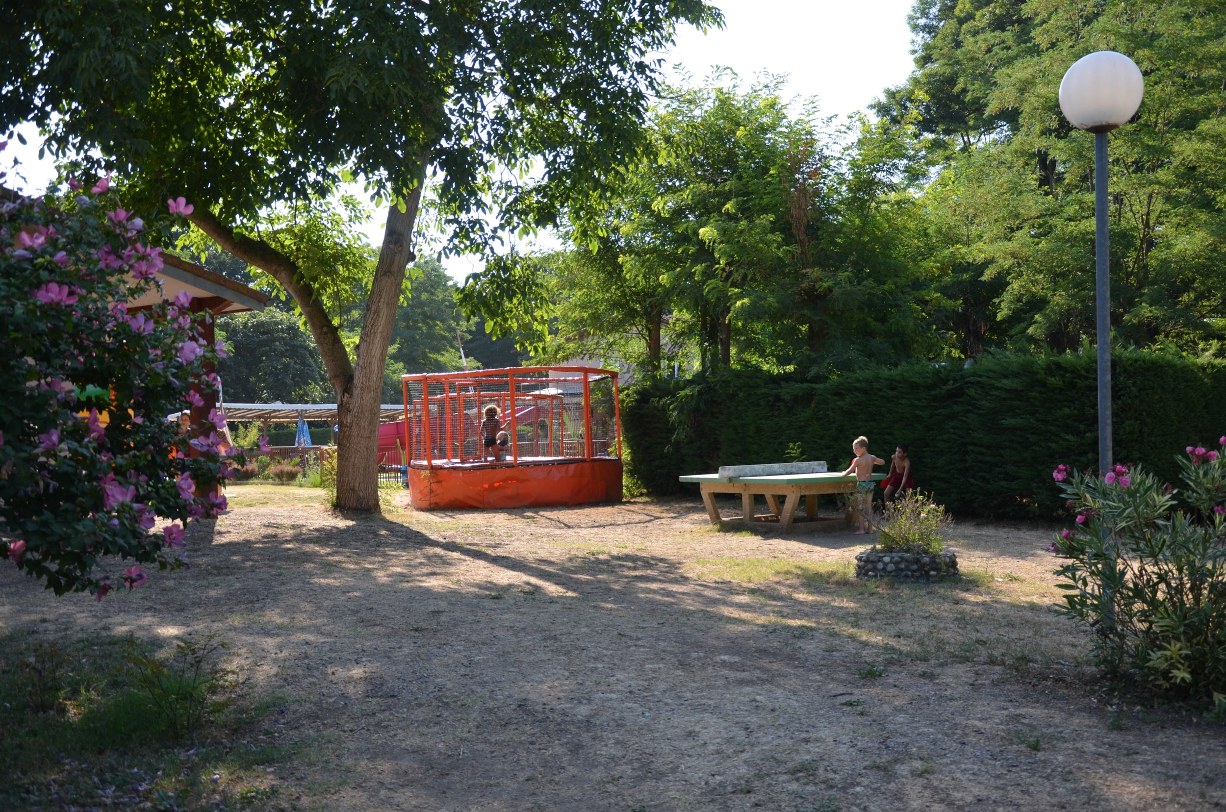 Flower Camping LES MIJEANNES — Photo 9