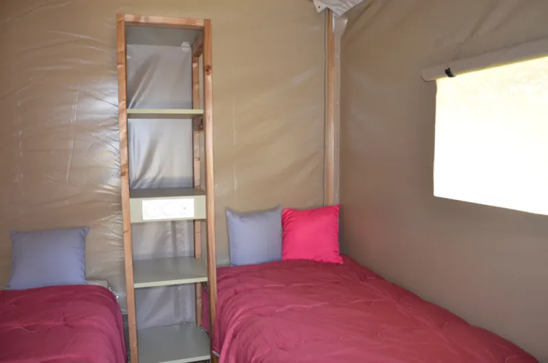 Tente Woodlodge Confort Family 34M² - 3 Chambres - Sans Sanitaire