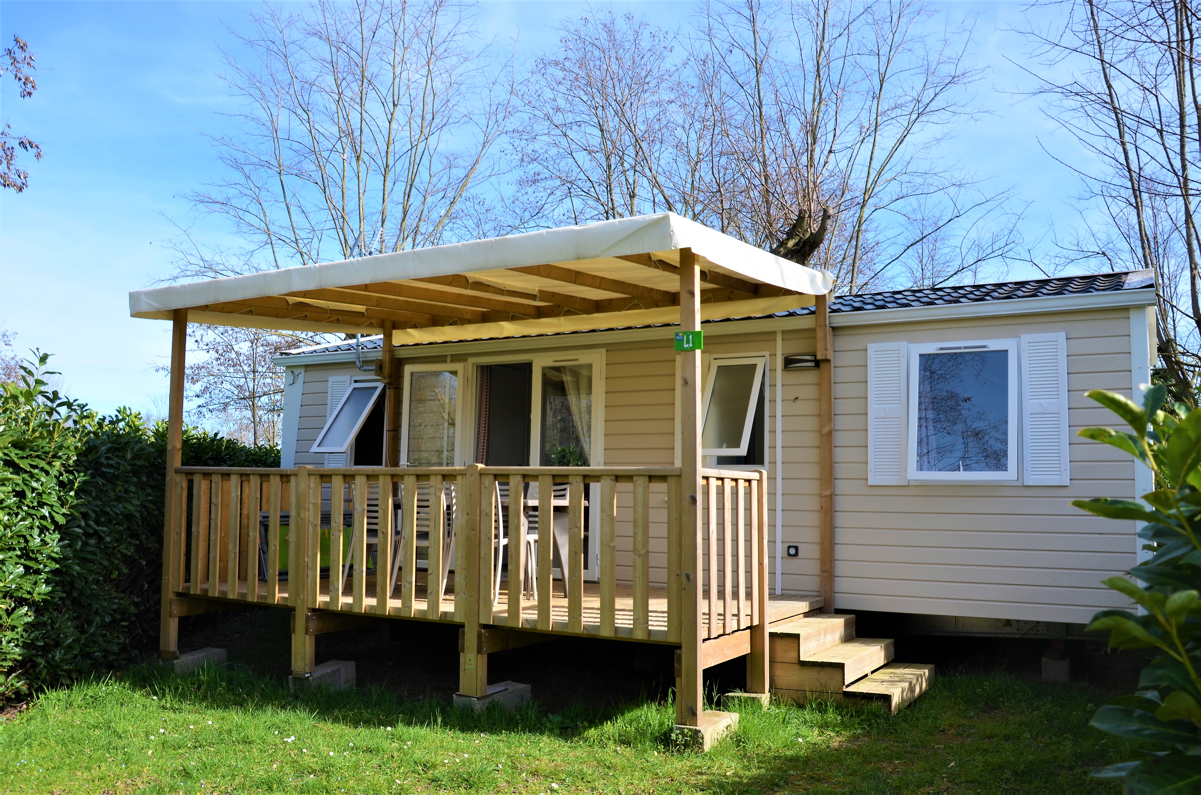 Location - Mobil-Home Premium 32M² Climatisé 3 Chambres + Tv + Plancha - Camping Les Mijeannes