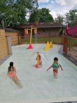 Foto #3 van Flower Camping LES MIJEANNES