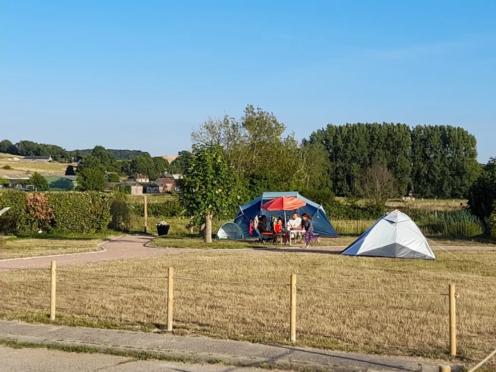 Piazzola: auto + tenda/roulotte o camper