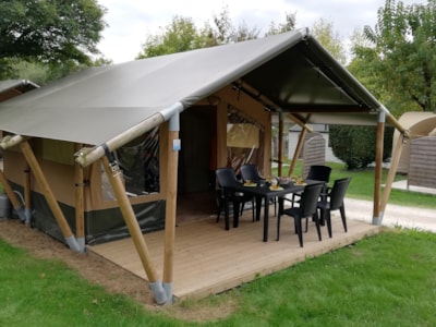 Tent Lodge — 1