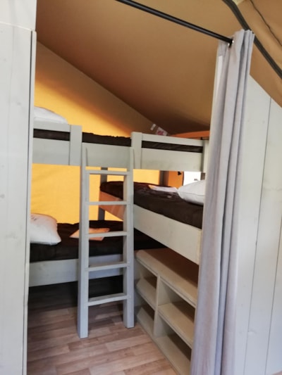 Tent Lodge — 6