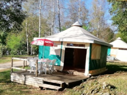 Location - Bungalow Toilé Meublé Trigano - Sans Sanitaires - Camping Audinac les Bains