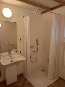 Chalet Pmr Confort - 2 Chambres + Terrasse Couverte + Clim Réversible + Tv