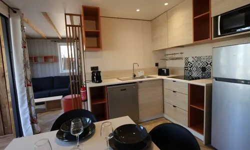 Chalet Confort 42M² - 3 Chambres + Terrasse Couverte + Clim Réversible + Tv